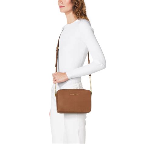 michael kors jetsetter bag